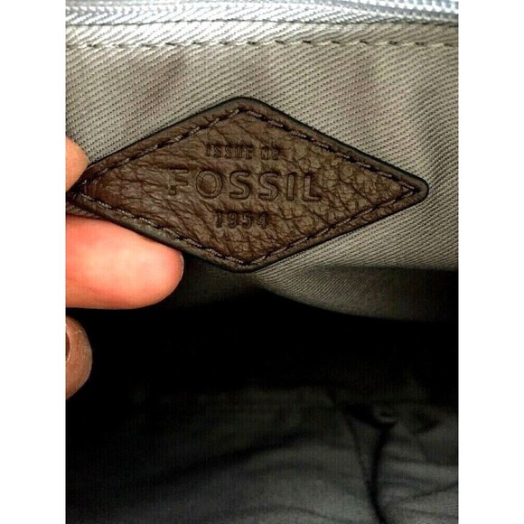 New Fossil Jenna Top Zip Crossbody handbag Like Style Leather Berry - Picture 4 of 8